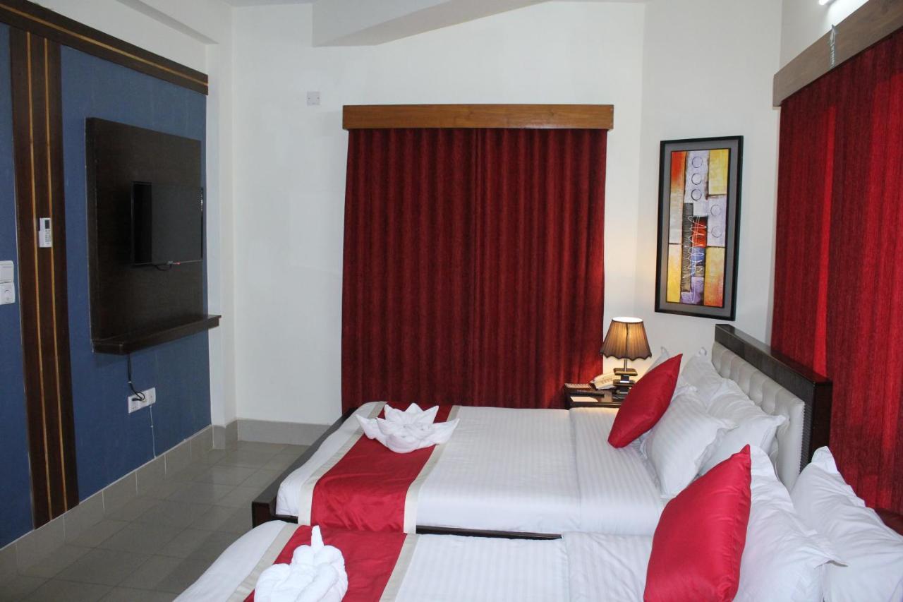 Hotel Grand Circle Inn Dhaka Exterior photo